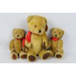 Deans Bears - 3 x London Gold series jointed mohair bears, the larger having a growler.