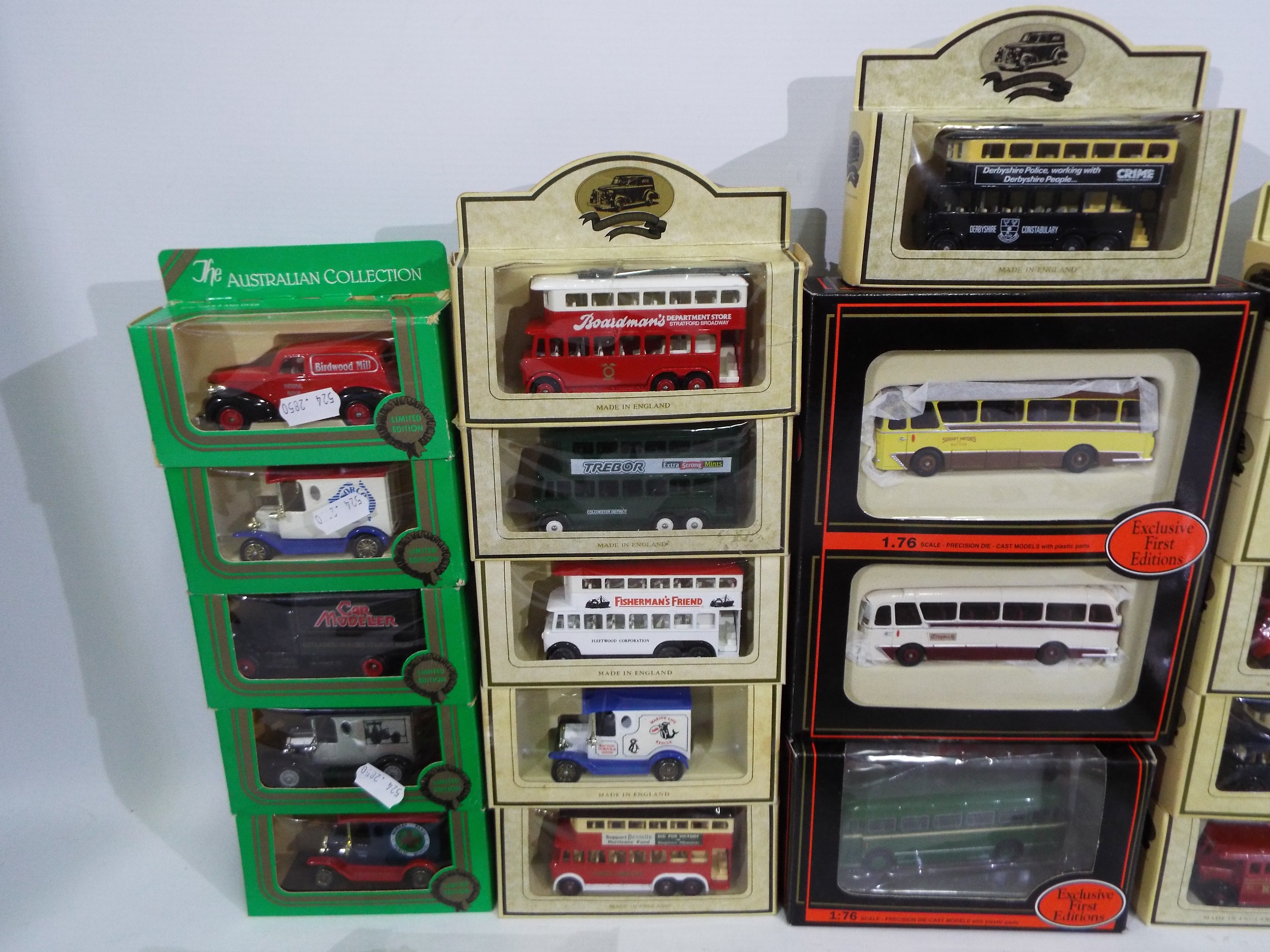 EFE, Lledo - 4 x boxed 1:76 scale die-cast model EFE coaches, - Image 2 of 6