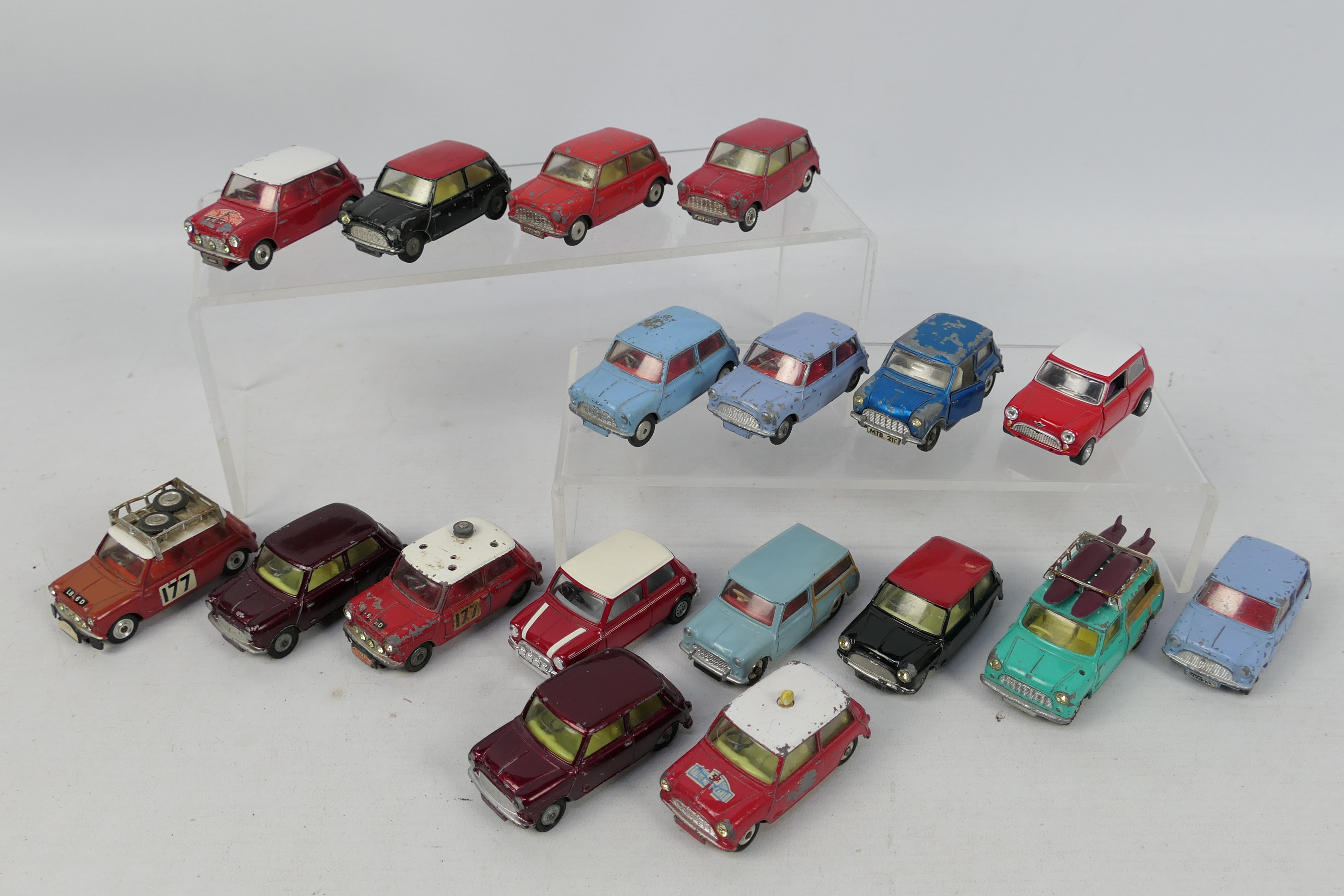 Corgi - Dinky - Hongwell - 18 x unboxed Mini models in 1:43 scale including Countryman # 485,