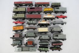 Hornby - Hornby Dublo - A group of 28 unboxed mainly Hornby Dublo freight rolling stock items.