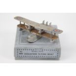 Dinky Toys - A boxed Dinky #62g The Short 'Singapore III' Flying Boat.