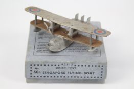 Dinky Toys - A boxed Dinky #62g The Short 'Singapore III' Flying Boat.