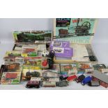 Airfix - Hornby - Slaters - Gakken - A collection of 16 x OO gauge model railway kits and some