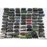 Hornby - Lima - Others - A large quantity of HO/OO gauge tenders.