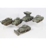 Dragon - Italeri - Tamiya - Verlinden - 5 x built and modified tank models in 1/35 scale including