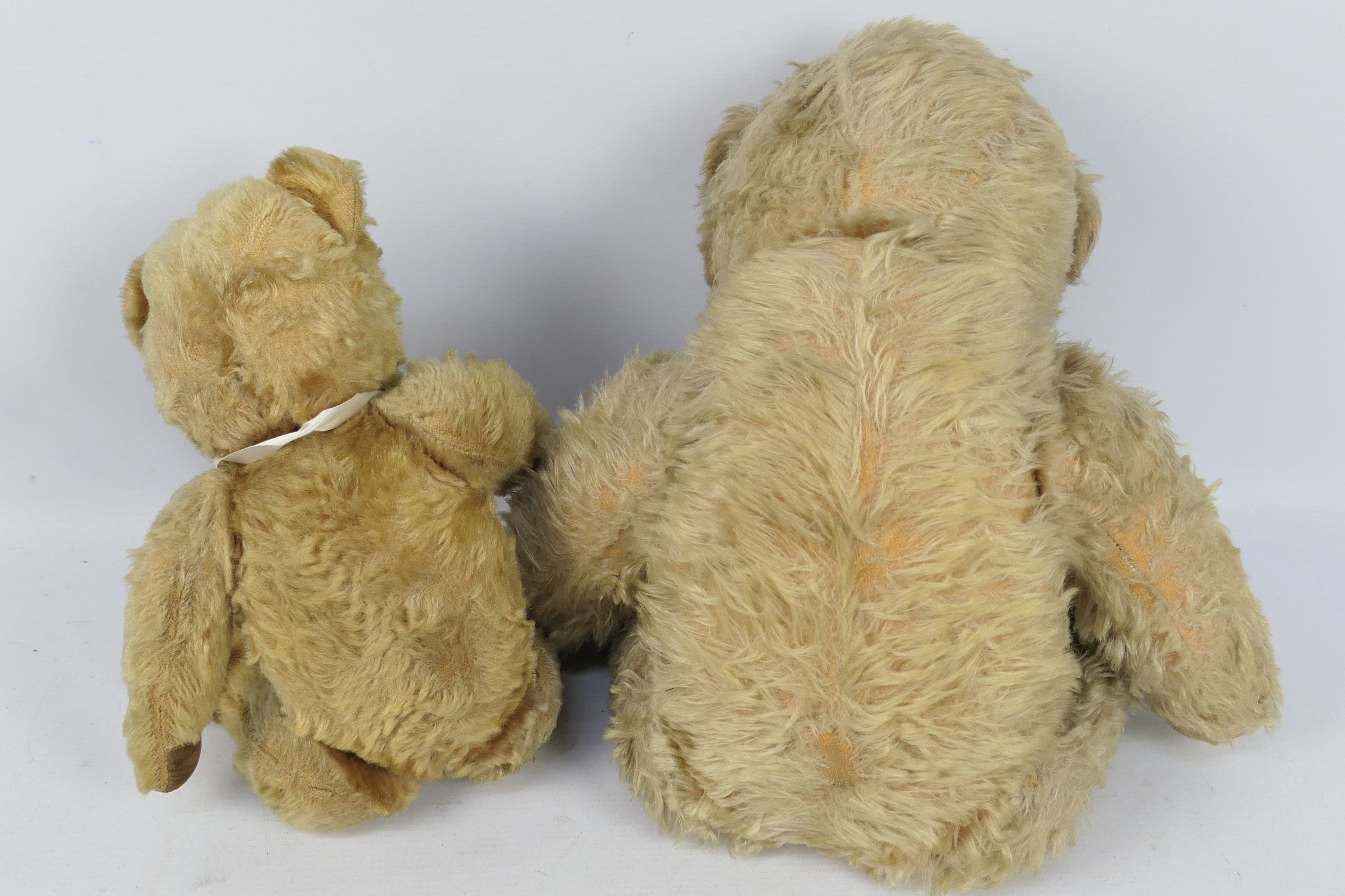 Unknown Maker - 2 x old golden mohair jointed bears both with glass eyes and growlers. - Image 6 of 6