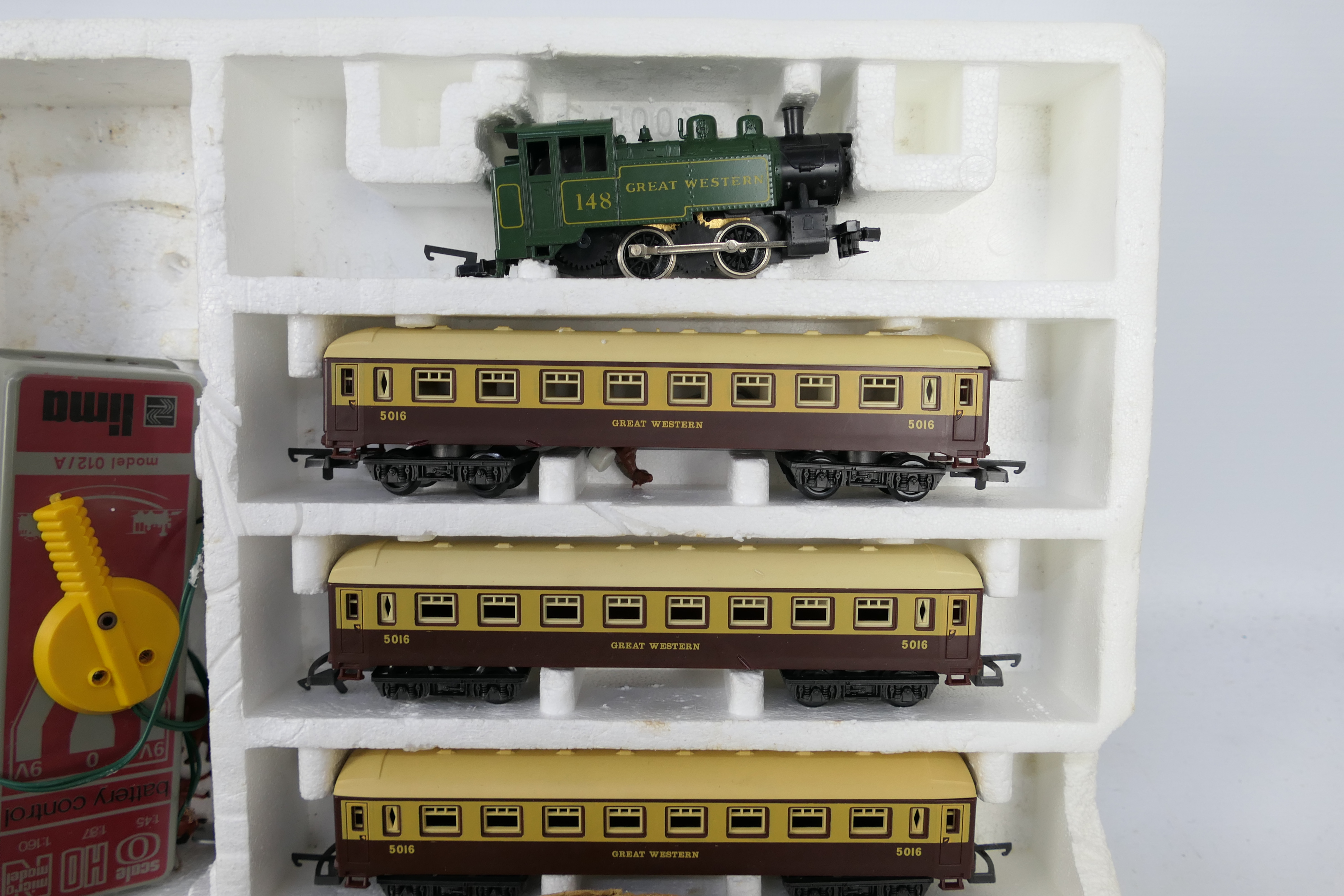 Lima - TTR - Others - A mixed lot of loose model railway items with a boxed train set. - Image 2 of 5