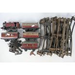 Hornby - An unboxed Hornby O gauge 2-rail clockwork 0-4-0 steam locomotive Op.No.