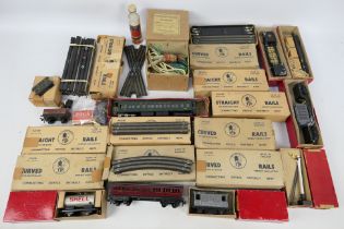 TTR Trix - A collection of 12 x boxed track sections, 5 x boxed wagons,