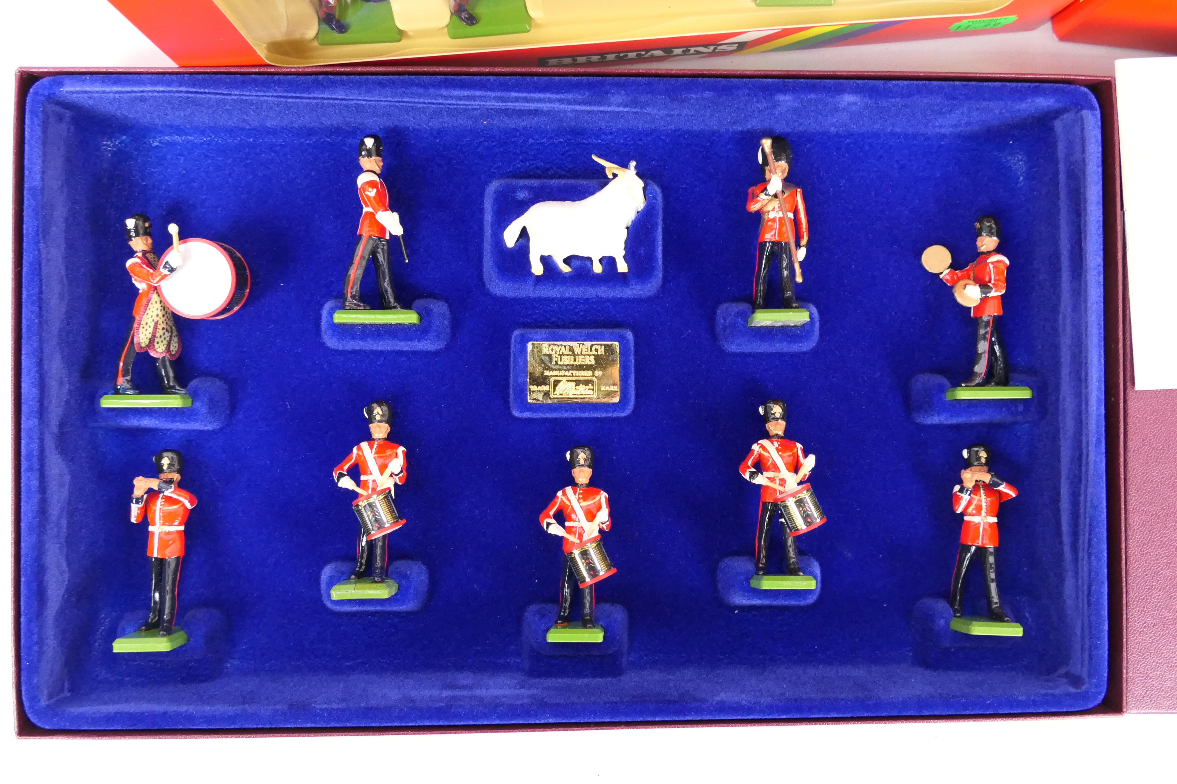 Britains - 4 x boxed sets, Scots Guards Drums And Bugles # 7206, - Image 5 of 10