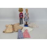 Pedigree - Sindy - Telsalda - Wendy - 2 x vintage dolls and a selection of doll clothing.