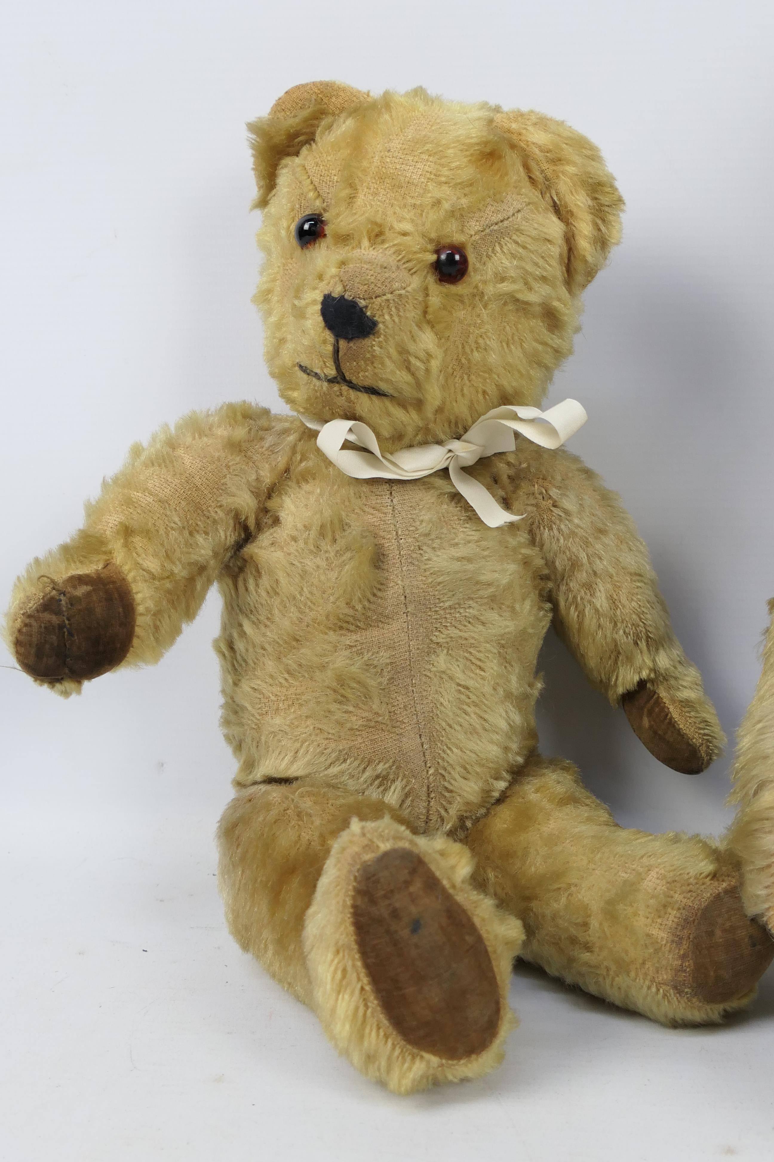 Unknown Maker - 2 x old golden mohair jointed bears both with glass eyes and growlers. - Image 2 of 6