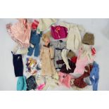 Pedigree - Sindy - A vintage Sindy Walker doll with a collection of clothing and accessories,