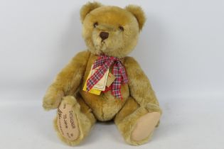 Hermann - A limited edition Hermann 75th Anniversary bear number 517 of only 2000 produced in 1990.