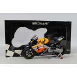 Minichamps - A boxed Honda 2002 RC211V Repsol Honda Team bike in 1:12 scale # 027146.