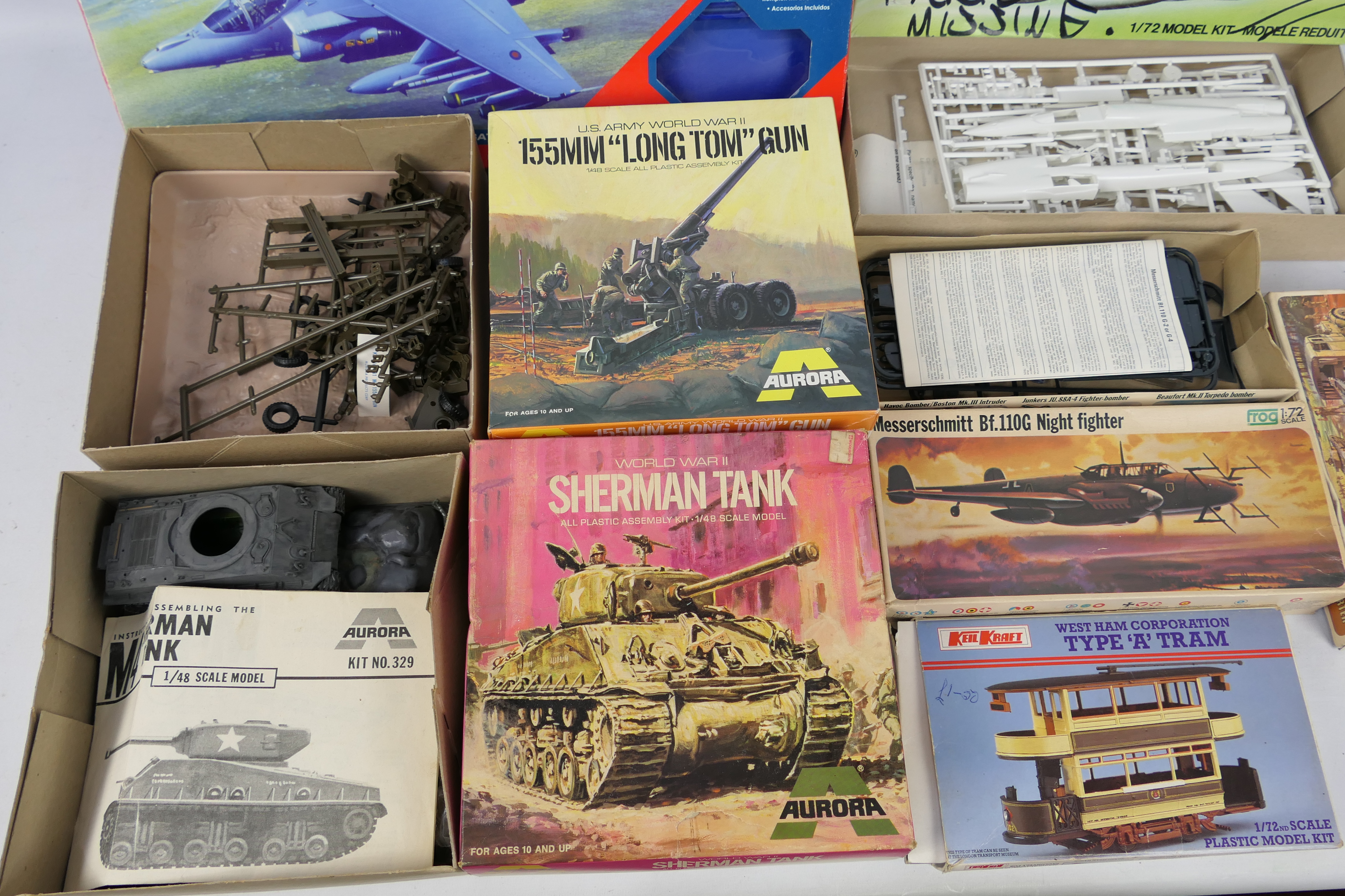 Airfix - Aurora - Frog - Others - A group of part-built / incomplete boxed plastic models kits in - Image 2 of 3