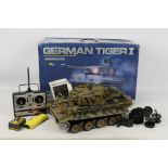 Heng Long - A boxed 1:16 scale German Tiger I radio controlled battle tank.