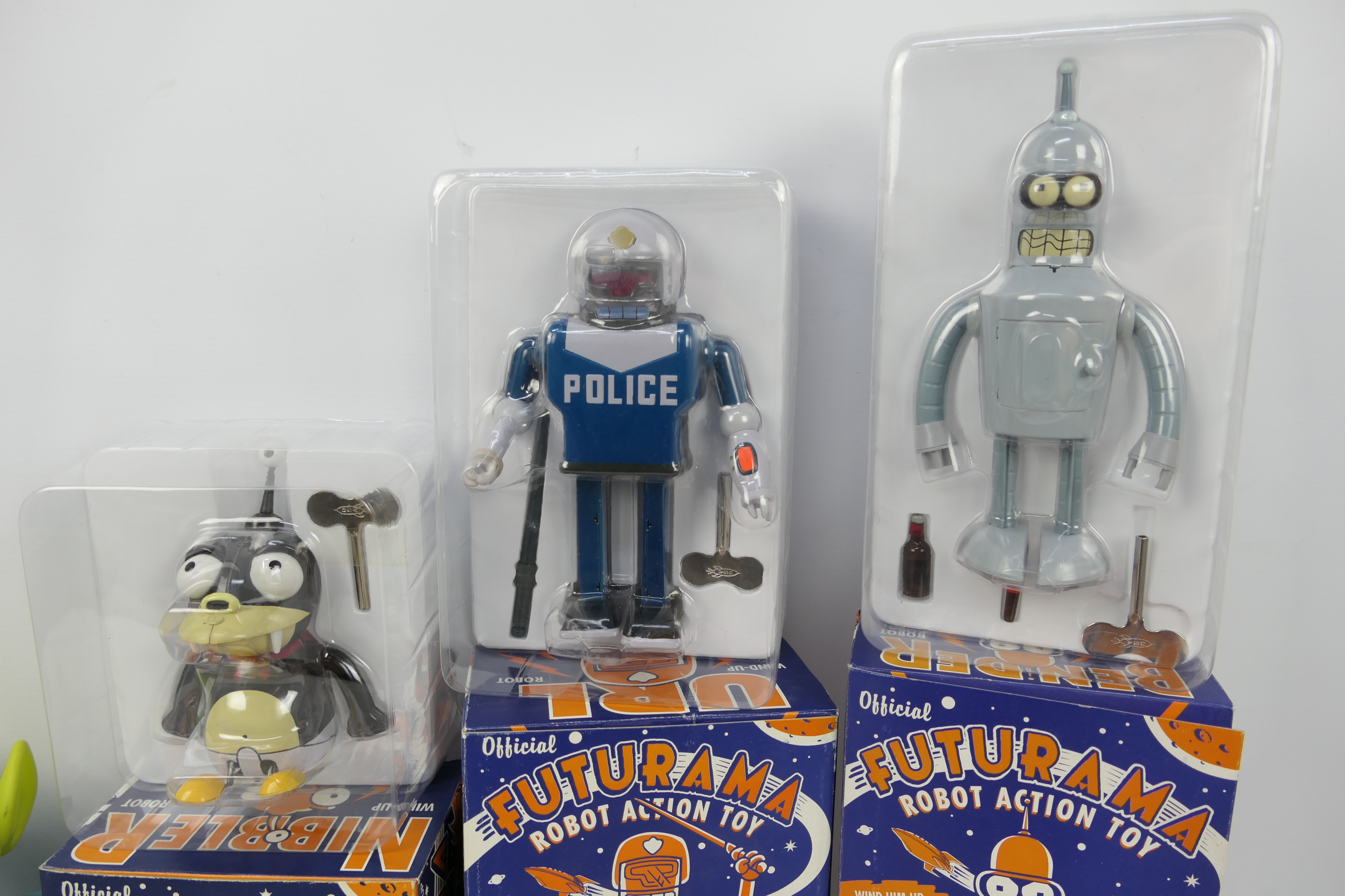 Futurama - Pixar - 3 x boxed wind up robots from the Futurama series, Bender, Nibbler and URL, - Image 3 of 4