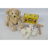 Pelham Puppets - Cosgrove - Russ Bears - A boxed Pelham Poodle puppet in white,