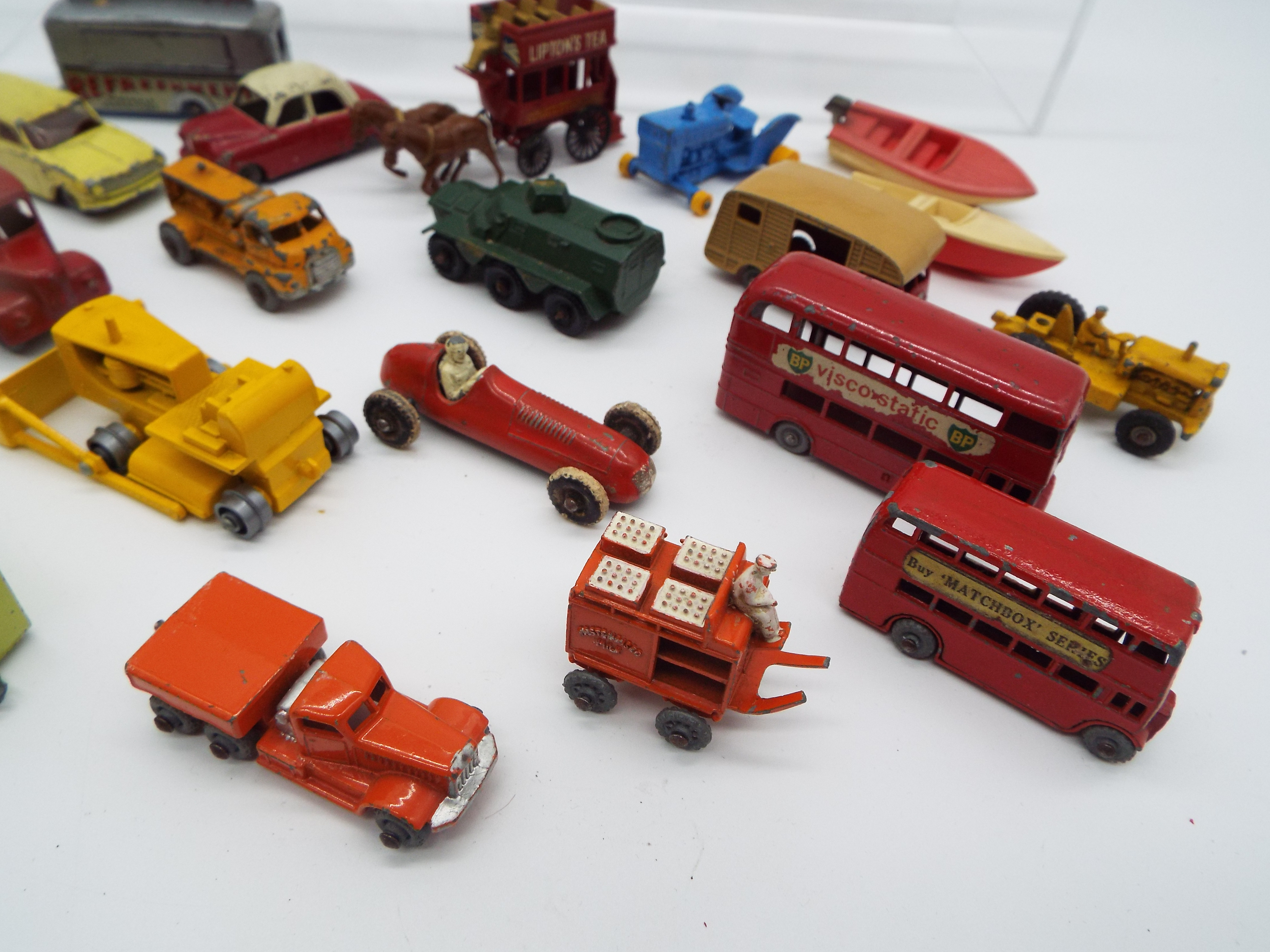 Matchbox Series - 26 Lesney / Moko Lesney model motor vehicles as illustrated, - Image 2 of 5