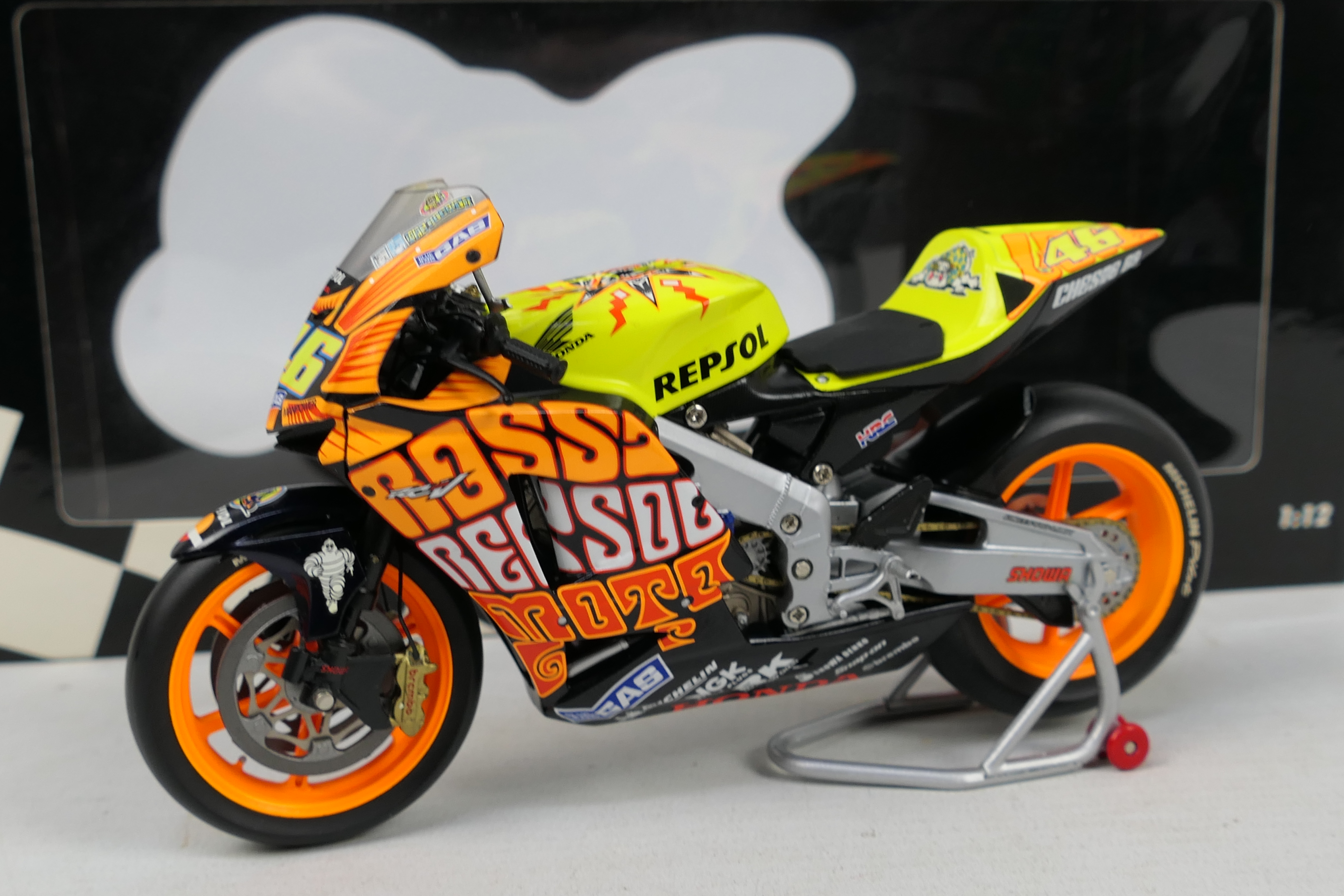 Minichamps - A boxed Valentino Rossi Honda 2003 RC211V Repsol Honda Team bike in 1:12 scale # - Image 3 of 3