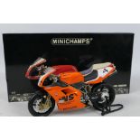 Minichamps - A boxed Neil Hodgson 2000 Ducati 996 Superbike in 1:12 scale # 001204.