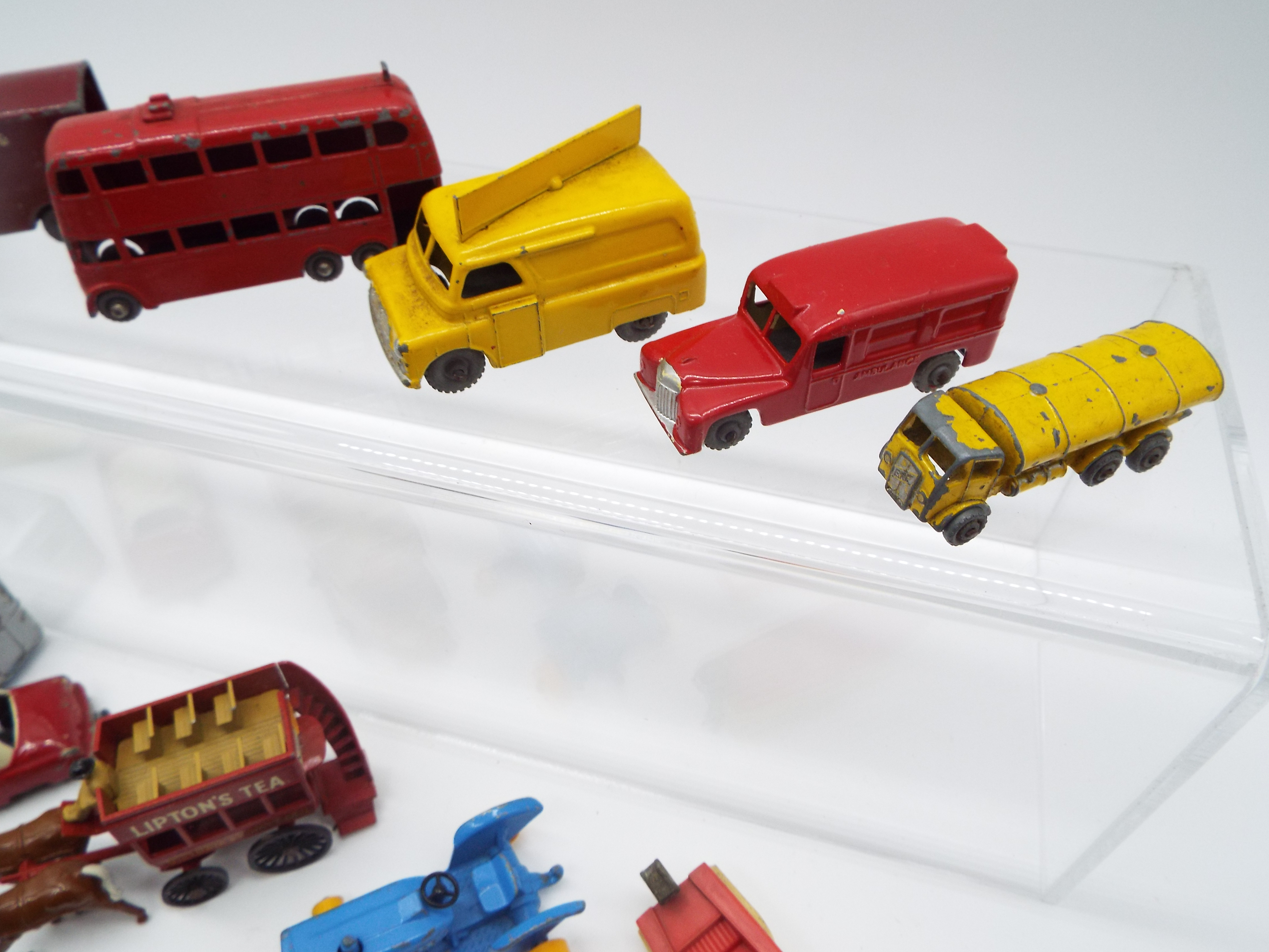 Matchbox Series - 26 Lesney / Moko Lesney model motor vehicles as illustrated, - Image 5 of 5