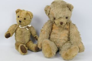 Unknown Maker - 2 x old golden mohair jointed bears both with glass eyes and growlers.
