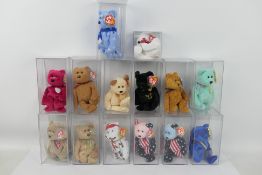 TY Beanie Babies in Perspex display cases - 13 Beanie babies in perspex display cases (12 cuboids
