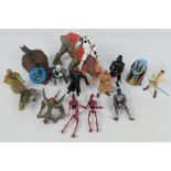 Hasbro - Star Wars - A collection of 15 x unboxed figures including Darth Vader,