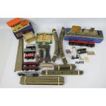 Hornby Dublo - A Collection of Dublo items including TPO Lineside Apparatus # 32198,