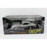 James Bond 007 - a 1:18 scale model Aston Martin by AutoArt,