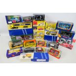 Corgi - Vanguards - Maisto - Bburago - Others - A boxed grouping of over 20 diecast model vehicles