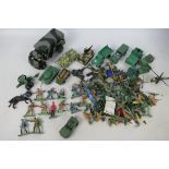 Britains Deetail - Airfix - Others - A collection of plastic soldiers,