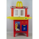 McDonald's - McDonald's drive thru play set (possibly vintage). Easy to dismantle.