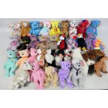 Ty - 33 x Ty Beanie Baby bears and soft toys - Lot includes 4 x USA-themed Beanie Babies to include