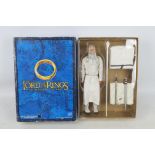 New Line Cinema - Lord Of The Rings - A boxed The Return Of The KIng 12" figure with accessories.