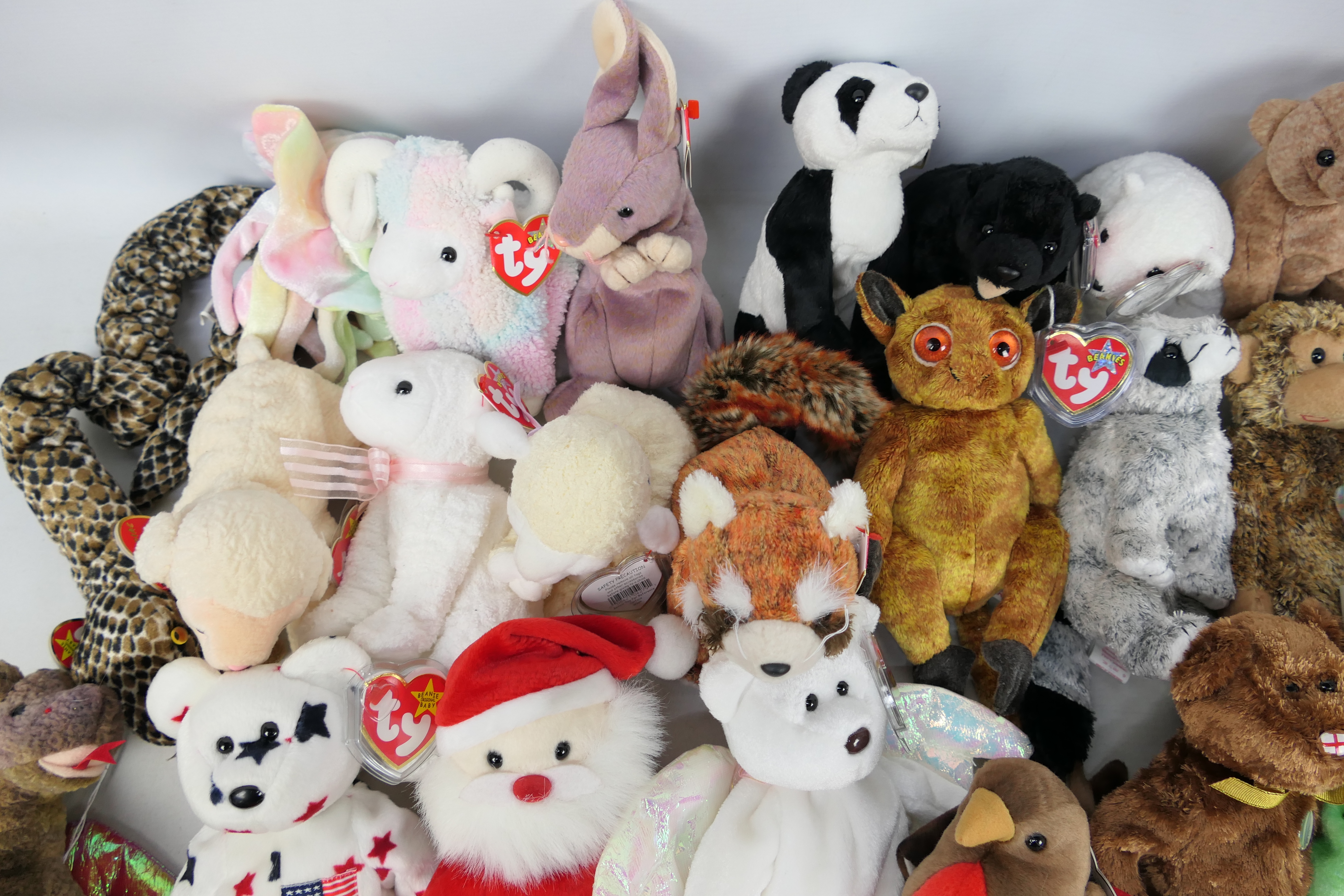 Ty - In excess of 40 x Ty Beanie Baby bears and soft toys - Lot includes 6 x bear-themed Beanie - Image 2 of 5