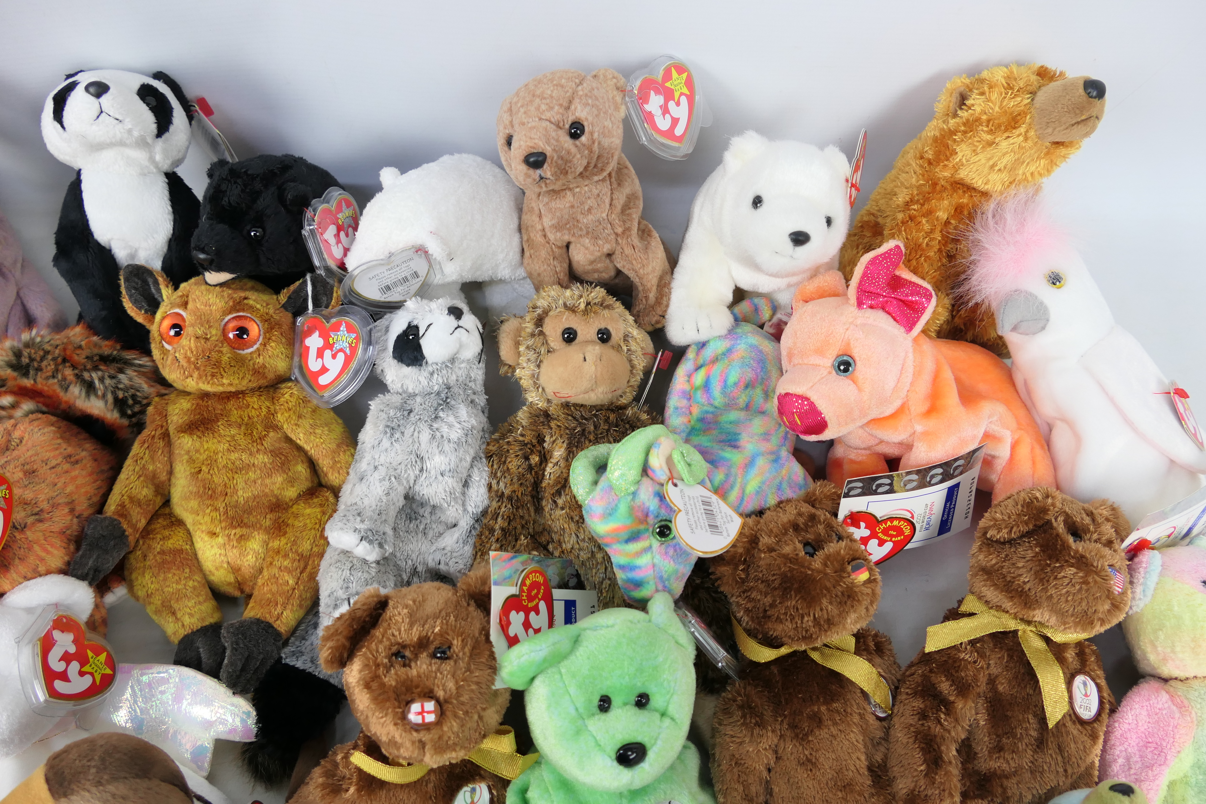 Ty - In excess of 40 x Ty Beanie Baby bears and soft toys - Lot includes 6 x bear-themed Beanie - Image 3 of 5