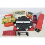 Hornby - A collection of boxed O gauge track items including a No.1 Level Crossing # 42320, a No.