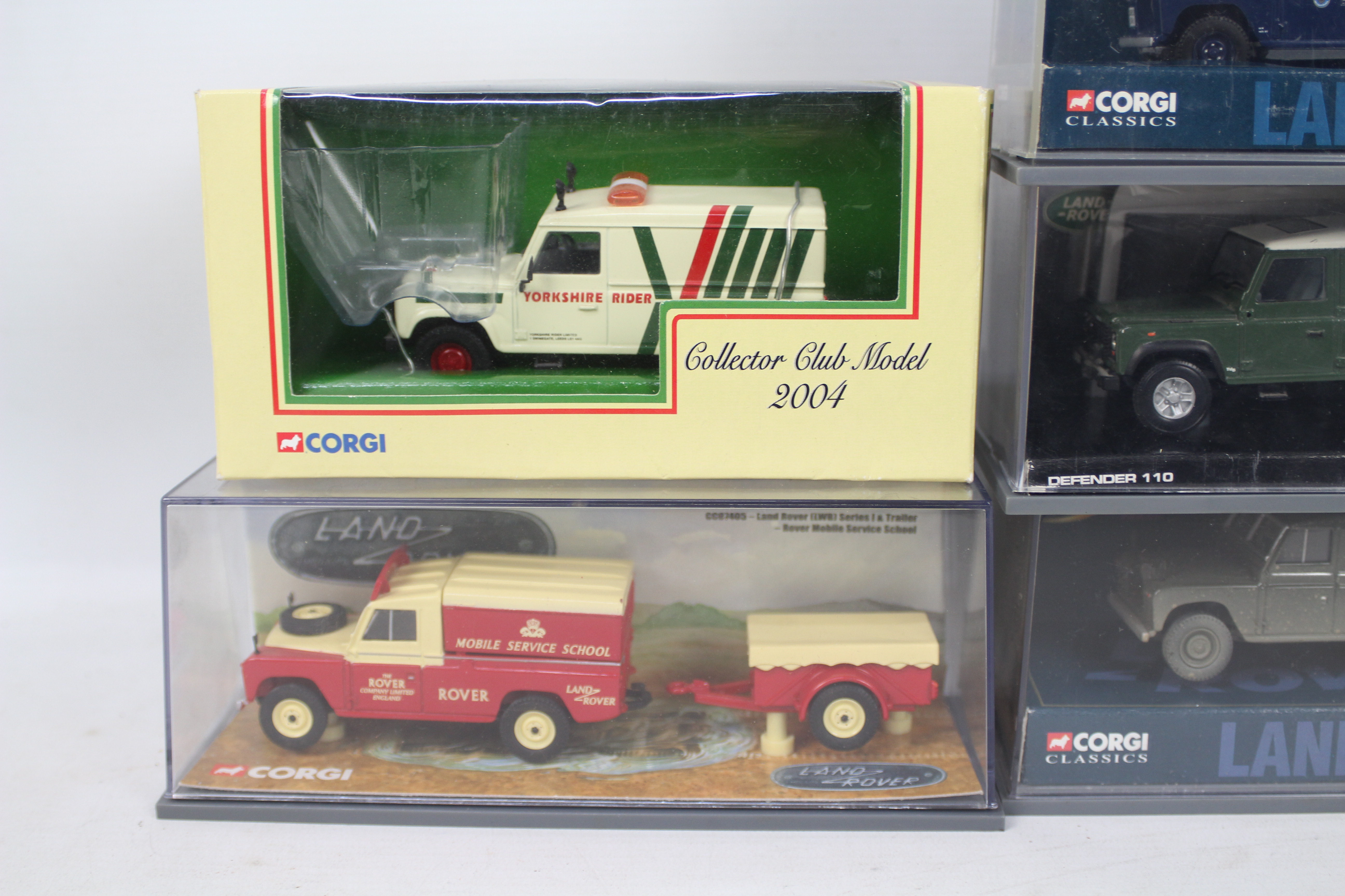 Corgi Classics - A troop of nine boxed diecast model Land Rovers from various Corgi ranges. - Bild 2 aus 5