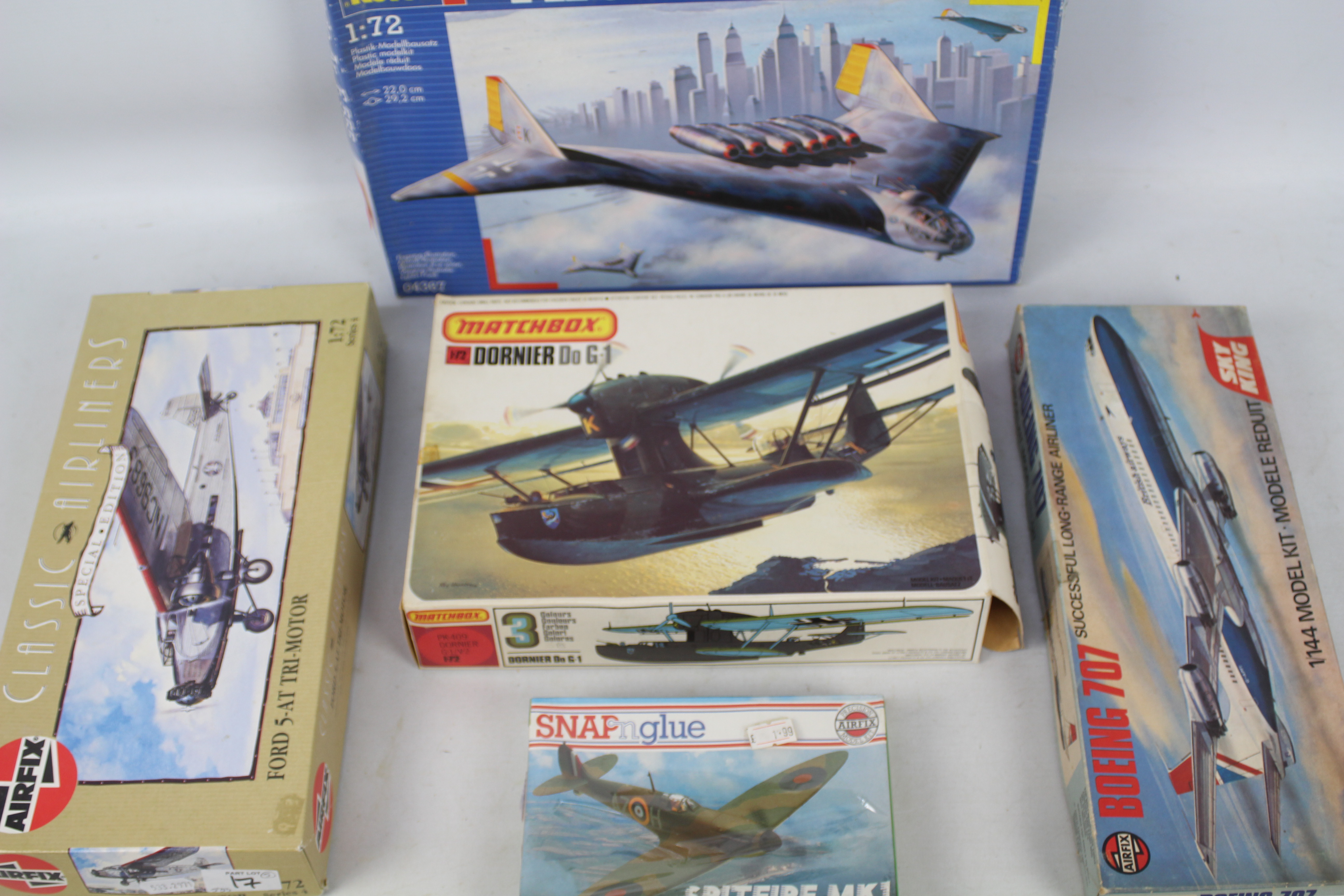 Matchbox - Revell - Airfix - Five boxed military and civilian plastic model aircraft kits in - Image 2 of 3