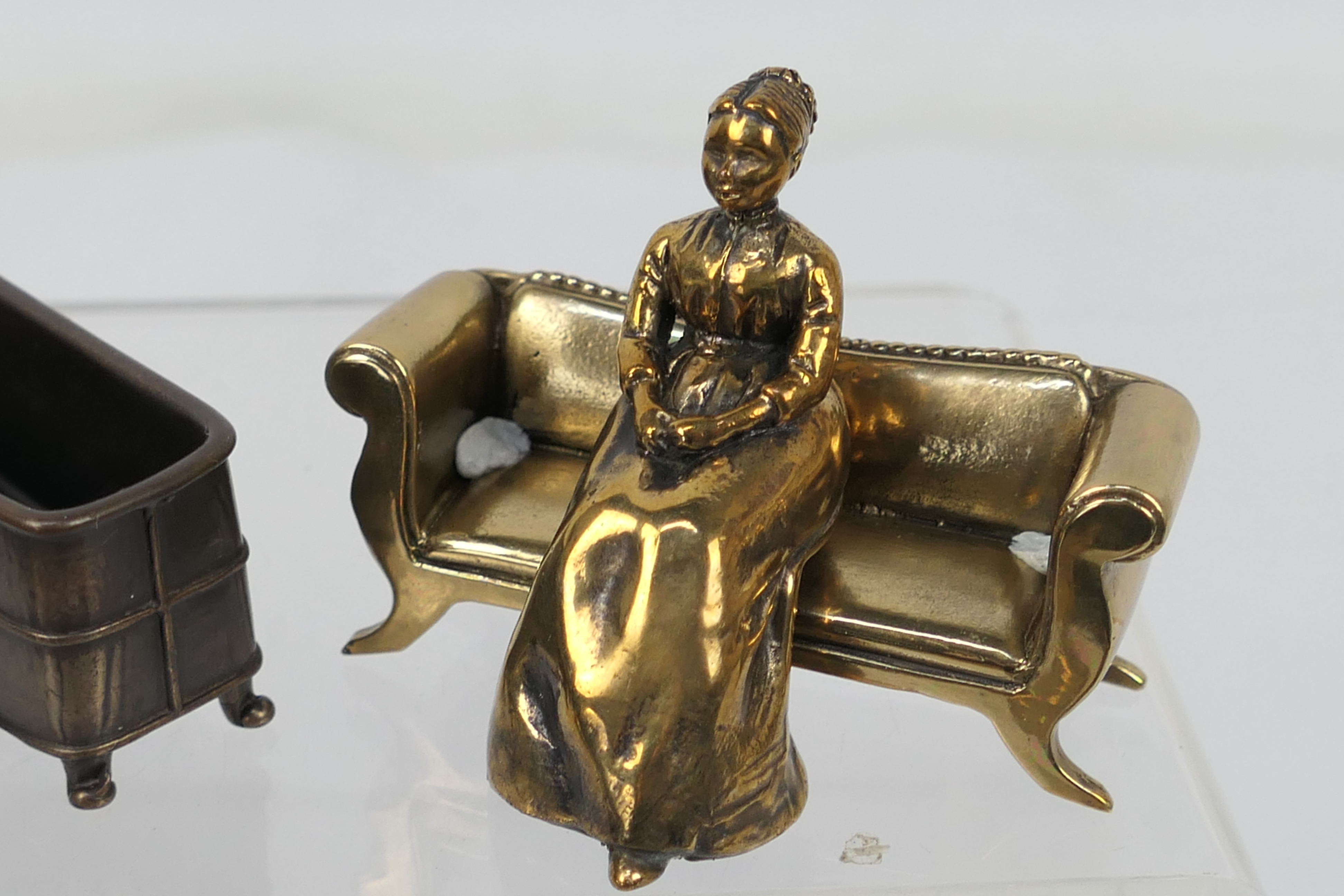 Unknown maker - An unboxed group of unmarked bronze dolls house furniture. - Image 6 of 8