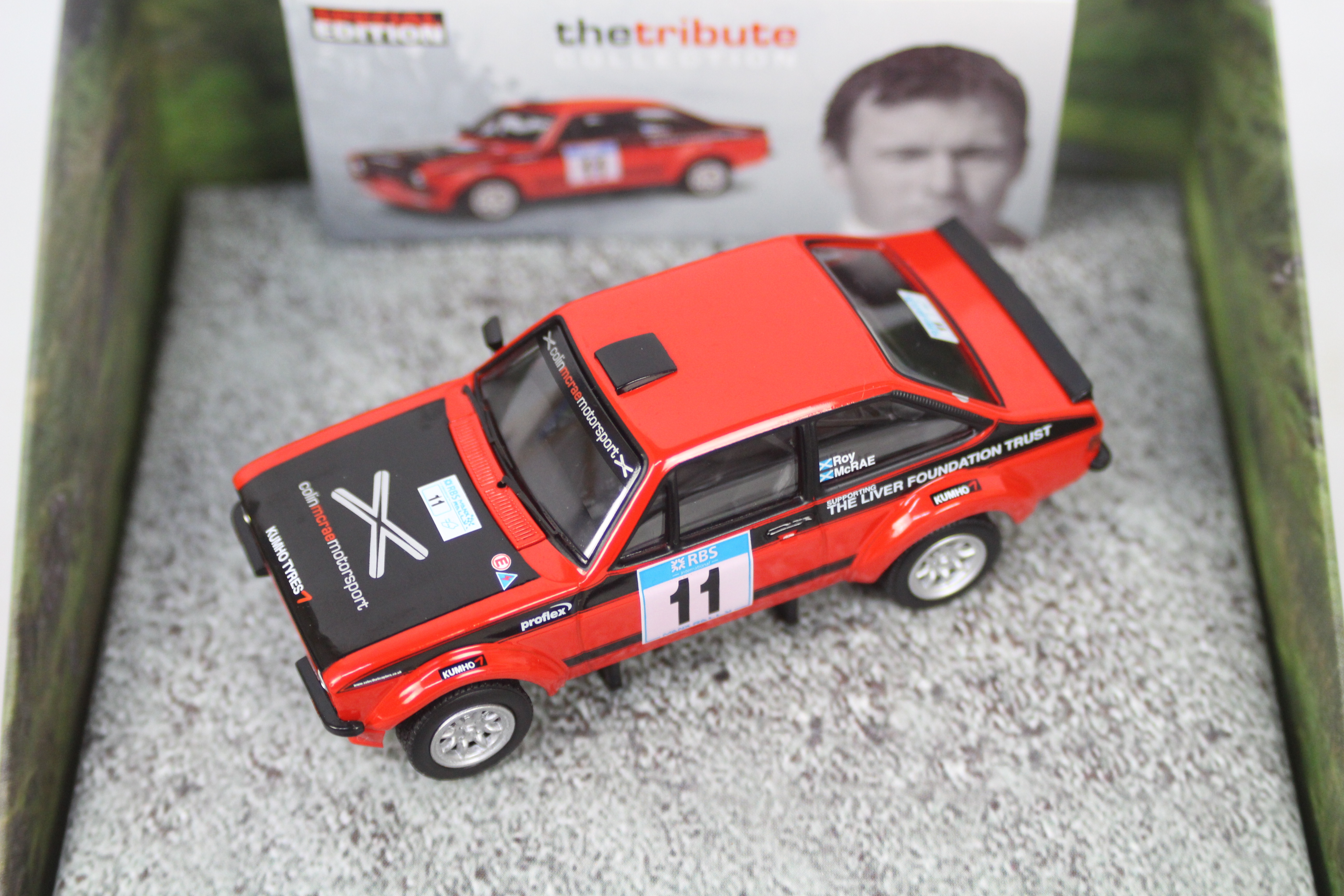 Vanguards - A boxed Special Edition Vanguards 'The Tribute Collection' VA12601 Ford Escort Mk. - Image 2 of 4