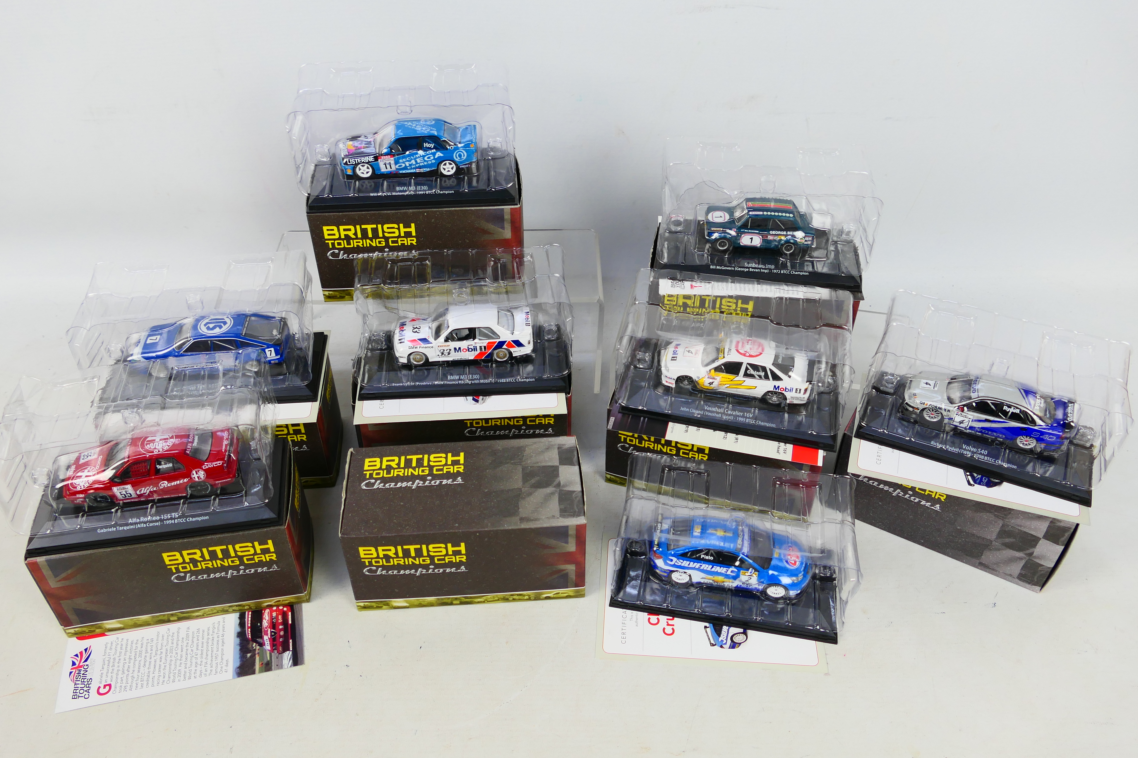 Atlas Editions - A boxed collection of eight boxed 1:43 scale diecast model cars from the Atlas