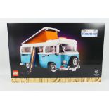 Lego - Retired - A factory sealed Volkswagen T2 Camper Van set # 21317. Appears in Mint condition.