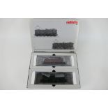 Marklin - A boxed HO gauge 3-rail Marklin #3712 Double Electric Locomotive Set of the Swiss Federal