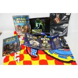 Walkers - Tazo - Star Wars - A collection including a 1999 calendar, 2 sticker books,