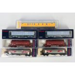 Electrotren - A rake of seven boxed HO gauge Electrotren predominately freight rolling stock items.