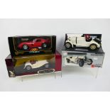 Bburago - Road Signature - Three boxed diecast model vehicles in 1:18 scale.